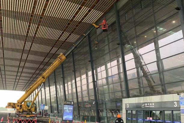 城厢玻璃幕墙维护和保养